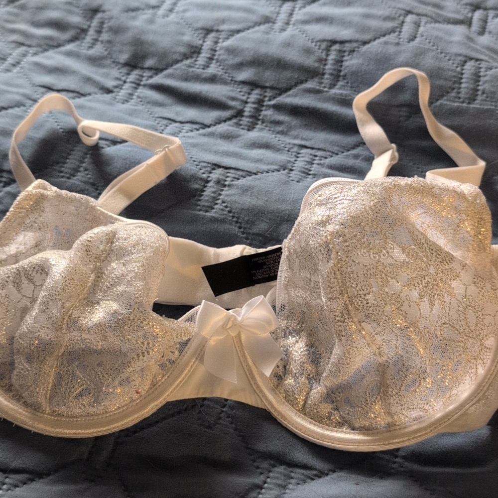 Victoria's Secret embroidered polyester satin underwire bra 34D white with gold